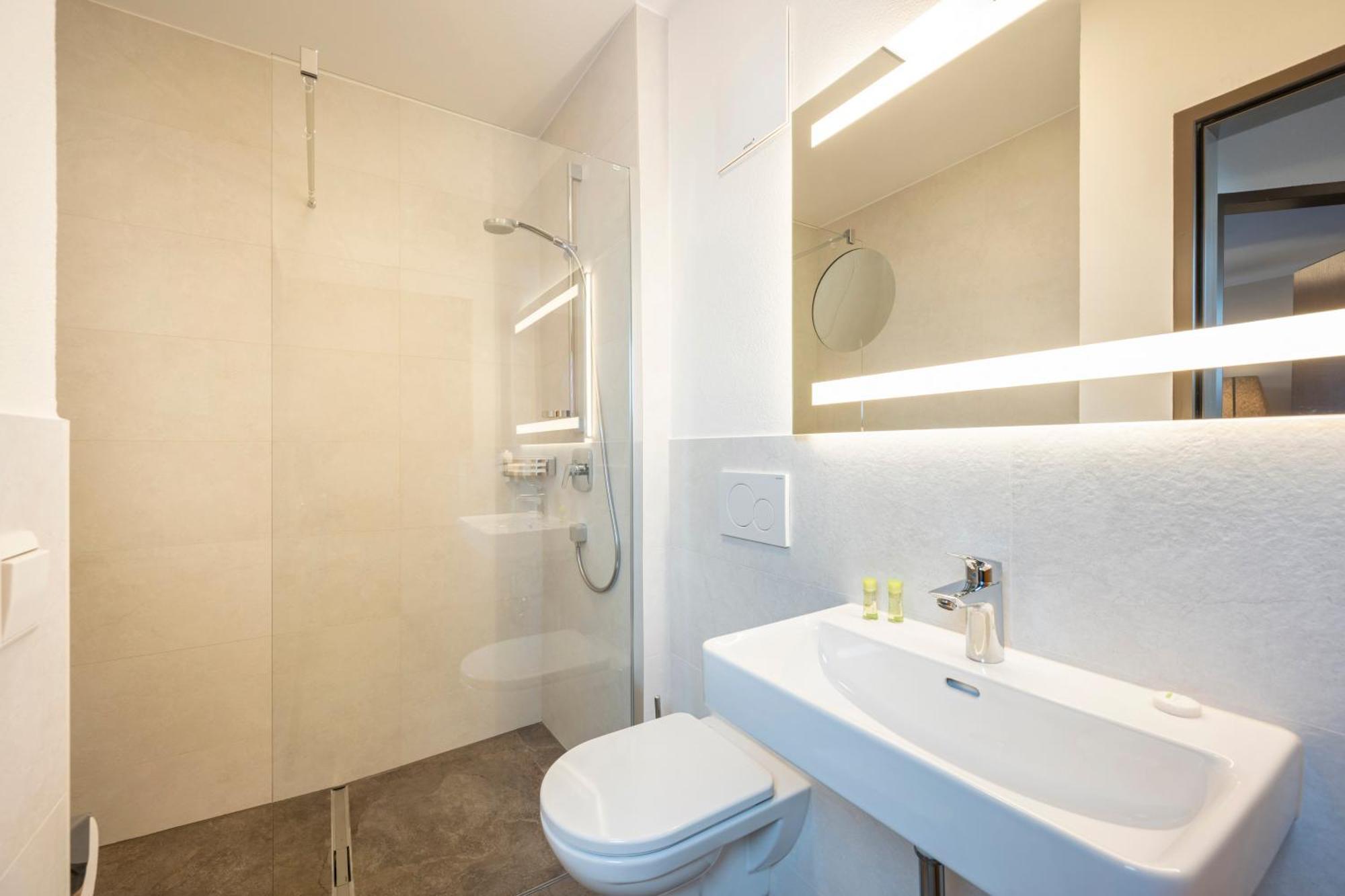 Ferienhotel Gasthof Zur Post Унтертауэрн Экстерьер фото