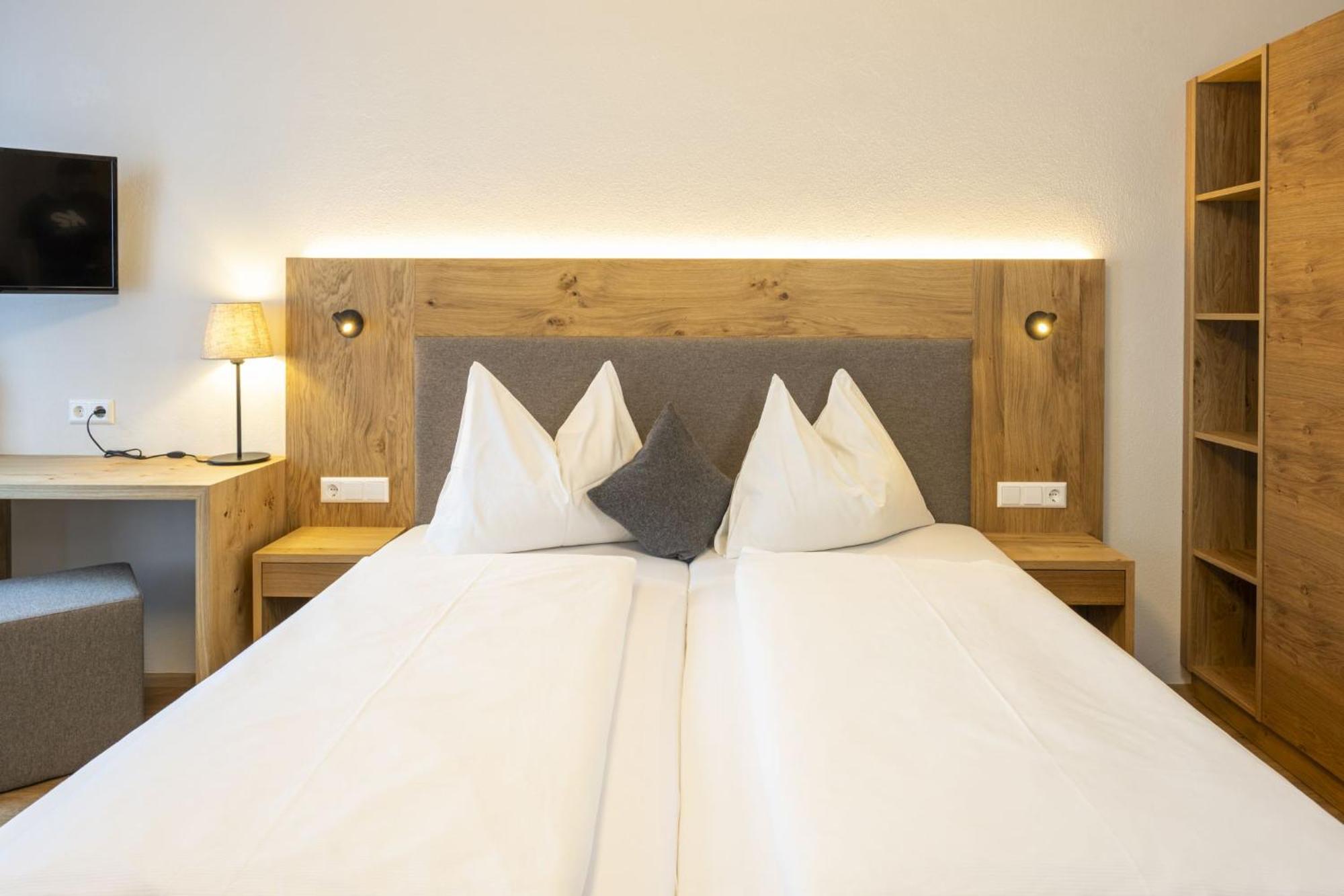 Ferienhotel Gasthof Zur Post Унтертауэрн Экстерьер фото